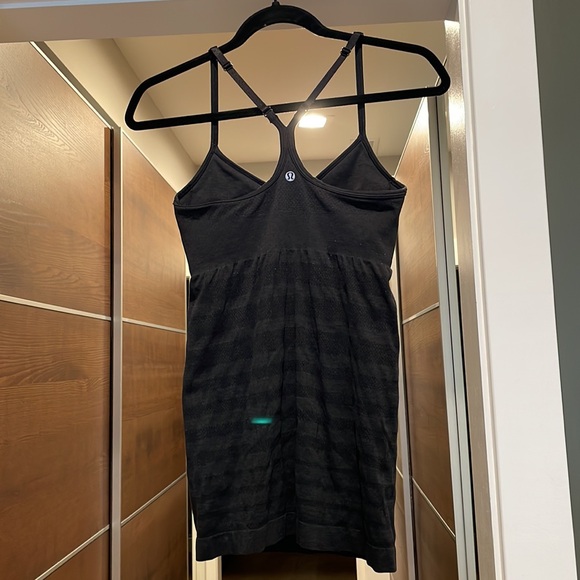 Lululemon Tank Top - Picture 2 of 3